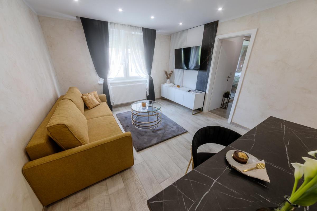 Apartman Stari Toranj III Вуковар Екстериор снимка